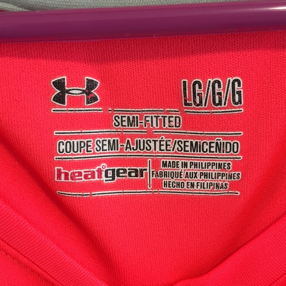Under Armour workout tee - Picture 3 of 4
